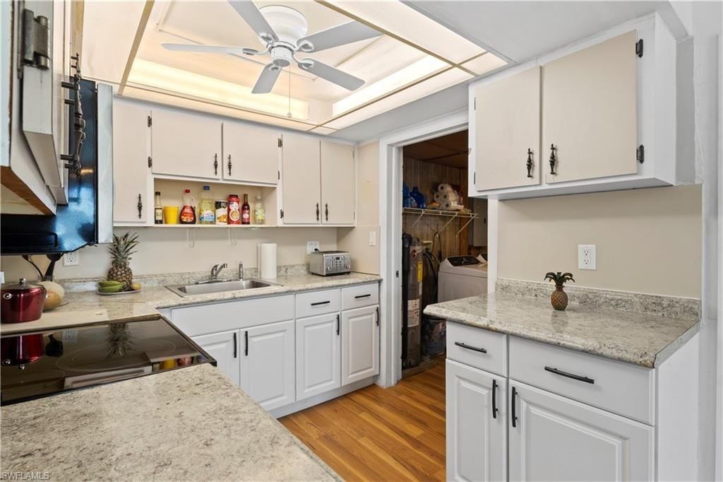 579 13th St N, Naples, FL 34102 Photo