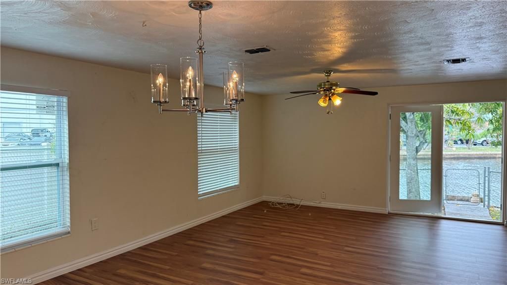 579 13th St N, Naples, FL 34102 Photo