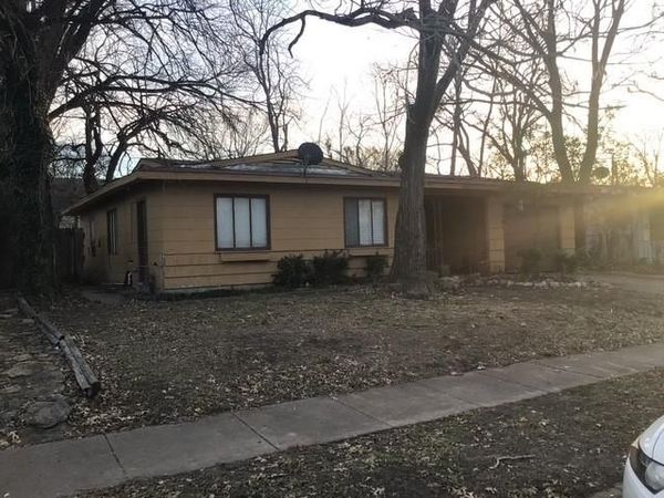 5729 Fursman Avenue , Fort Worth, TX 76114