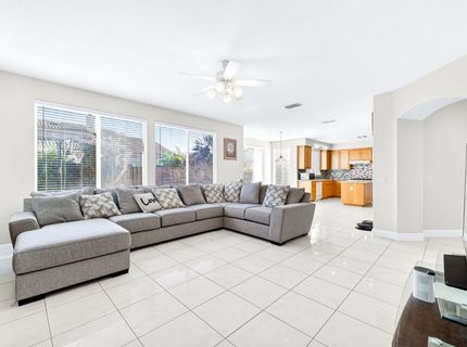 7905 Kawana Ct, Sacramento, CA 95829 Photo