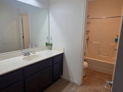 5214 Amaryllis Way, Keyes, CA 95328 Photo