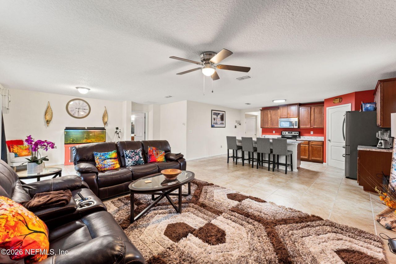 45013 Amhurst Oaks Drive, Callahan, FL 32011 Photo