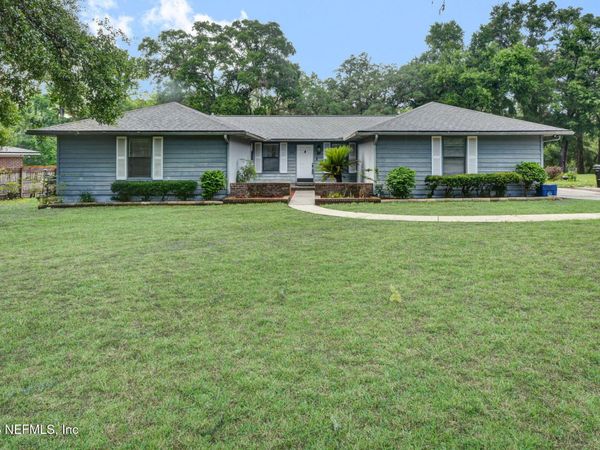1305 LAKE ASBURY Drive, Green Cove Springs, FL 32043