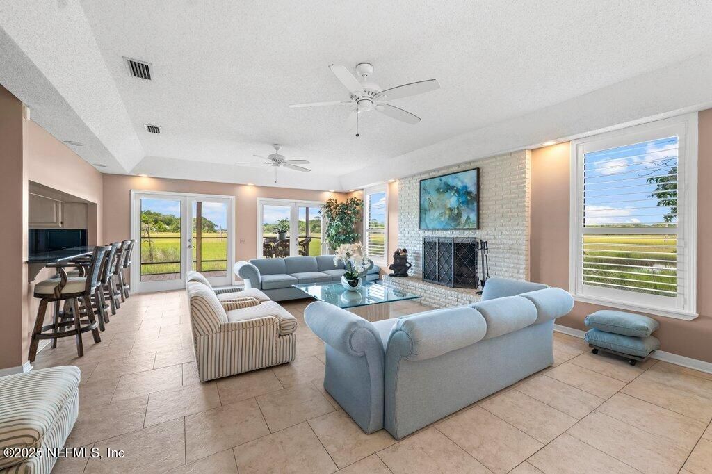 2010 Shadow Lane, Neptune Beach, FL 32266 Photo