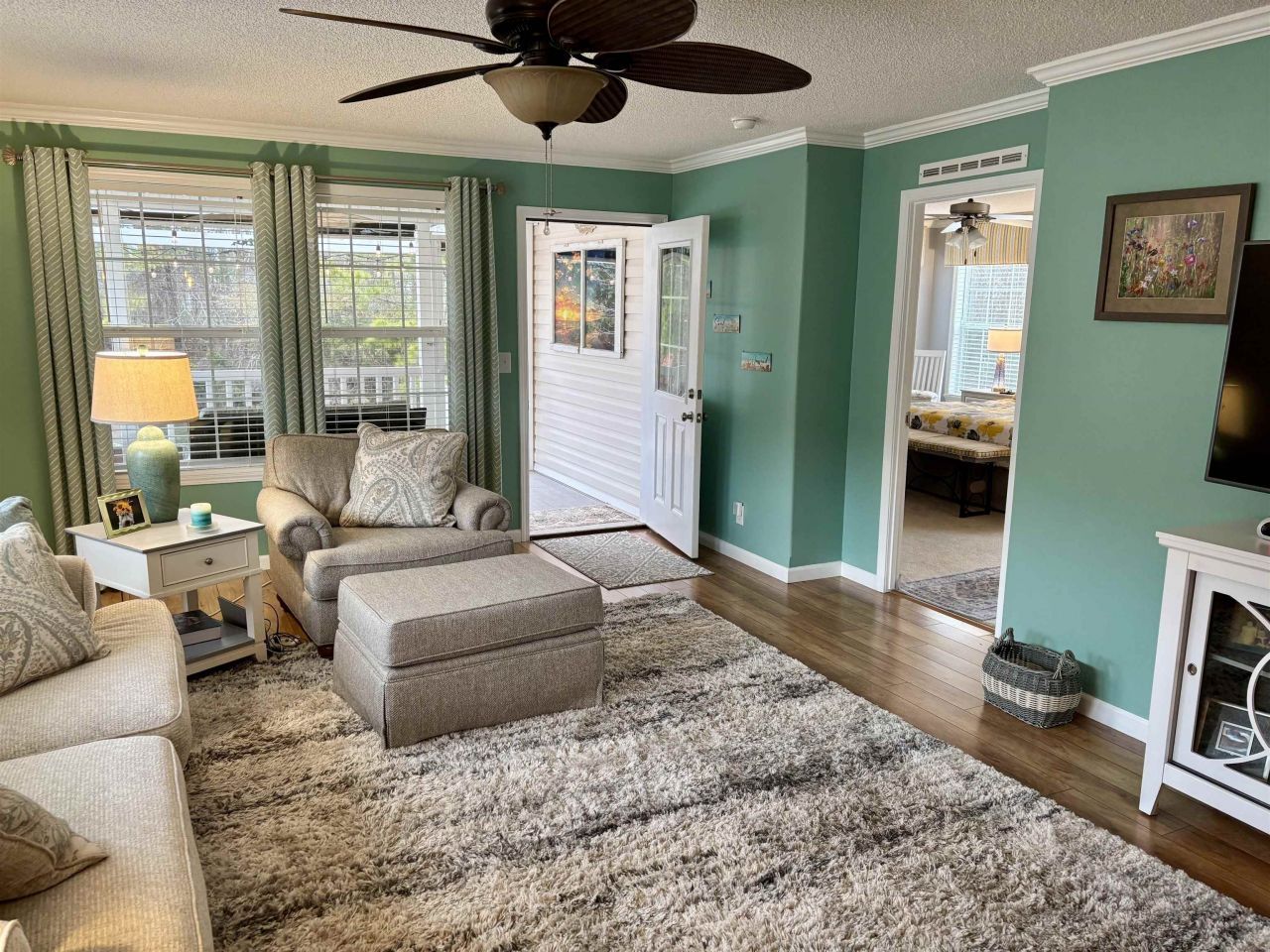 657 Lake Estates Ct. Photo 4