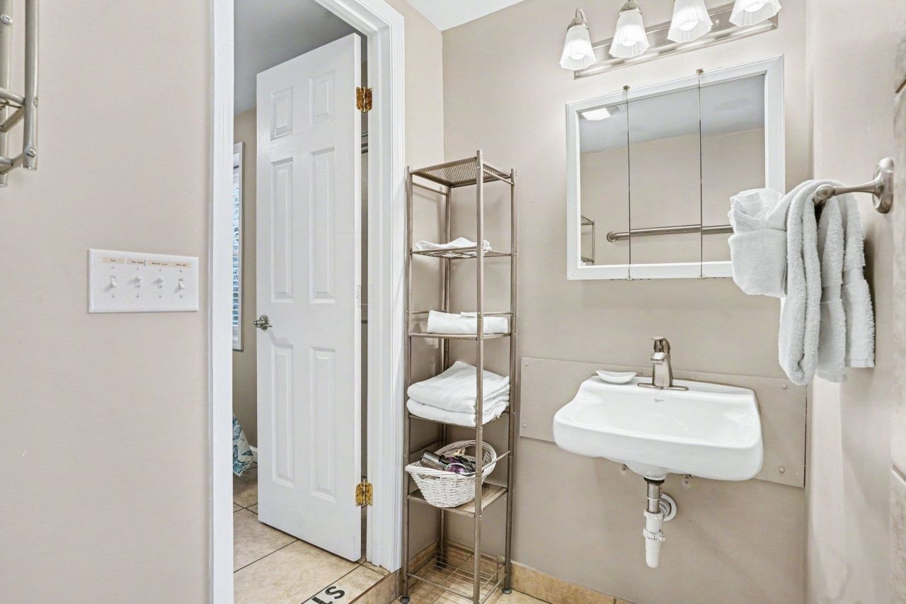 401 25th Ave. S Photo 9