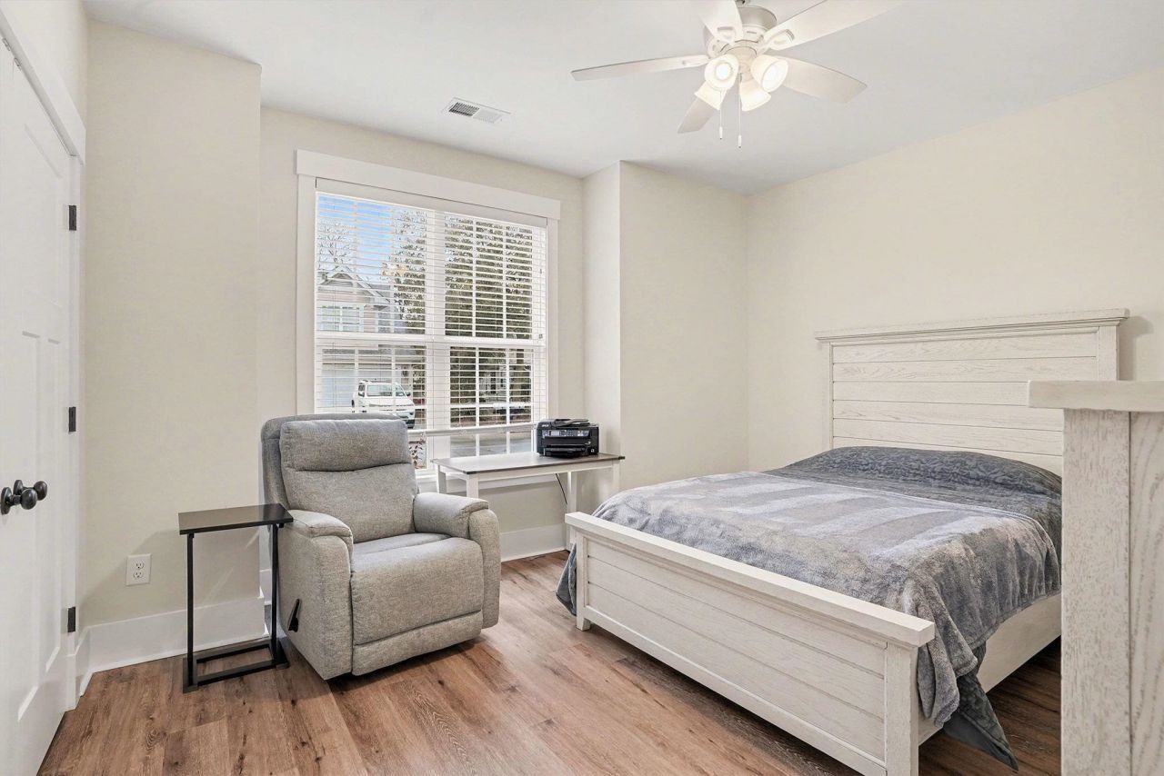 1418 Lighthouse Dr. Photo 8