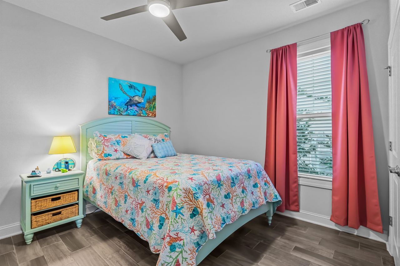 1591 Parish Way Photo 11