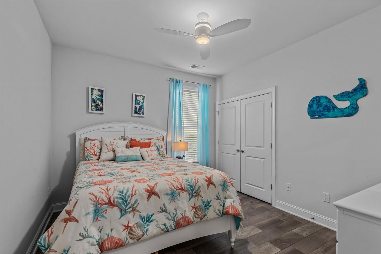 1591 Parish Way Photo 13