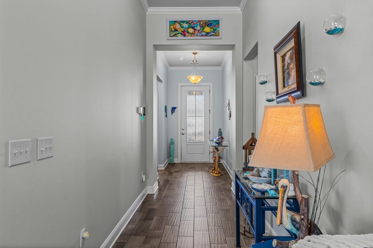 1591 Parish Way Photo 17