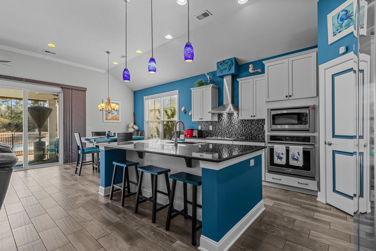 1591 Parish Way Photo 20