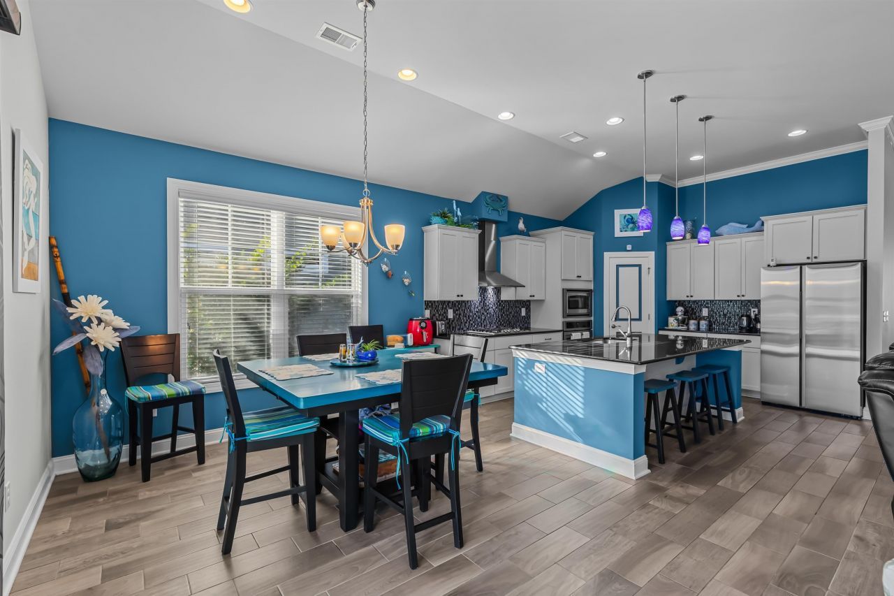 1591 Parish Way Photo 31