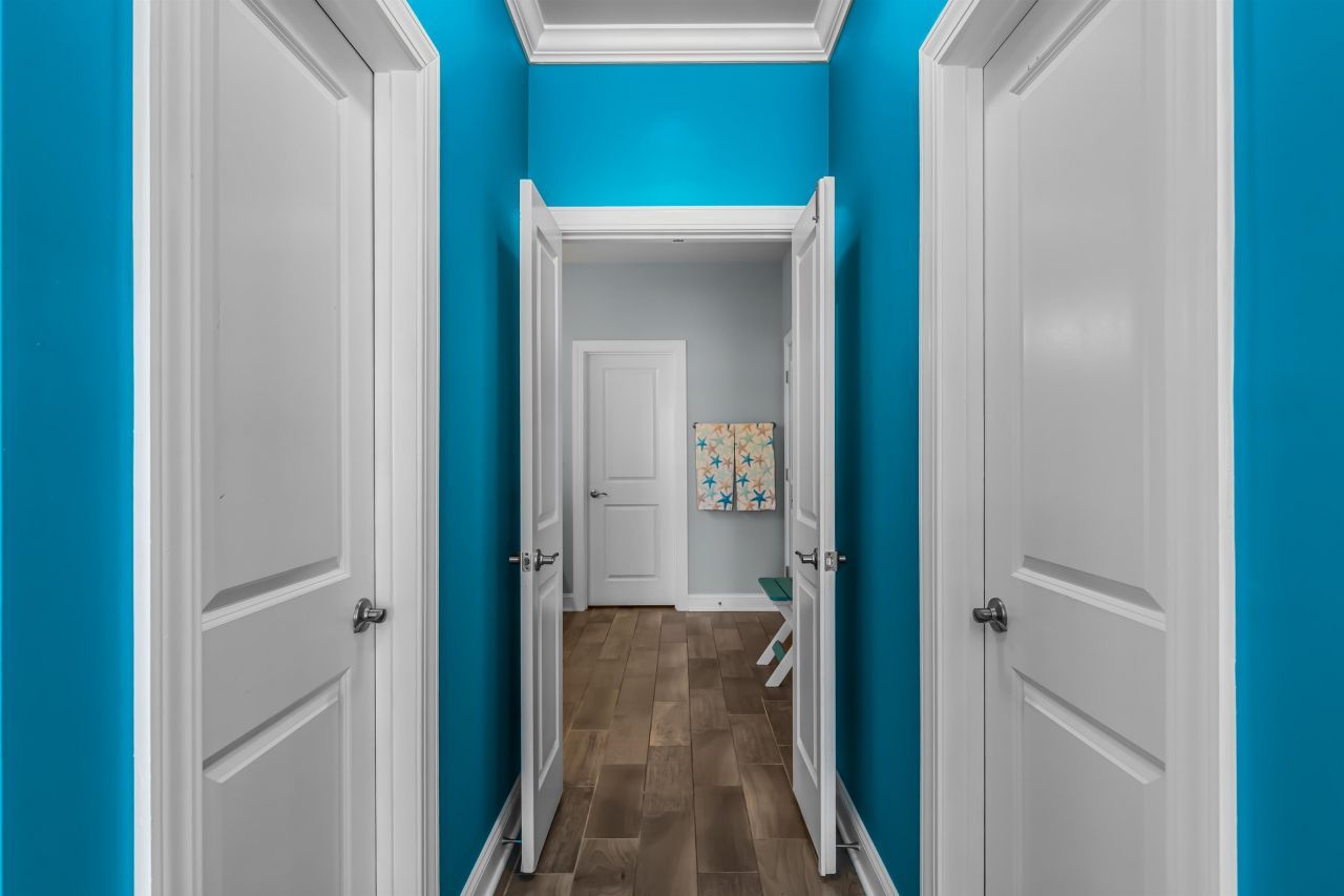 1591 Parish Way Photo 35