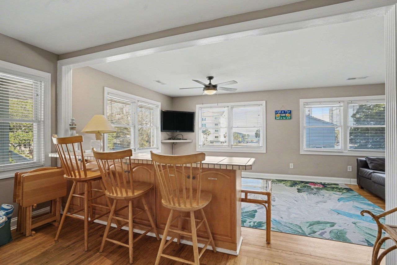 401 25th Ave. S  Photo 8