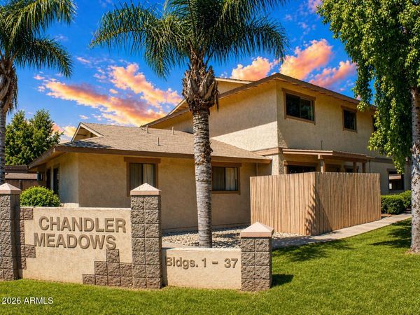 286 W PALOMINO Drive, Unit 51, Chandler, AZ 85225