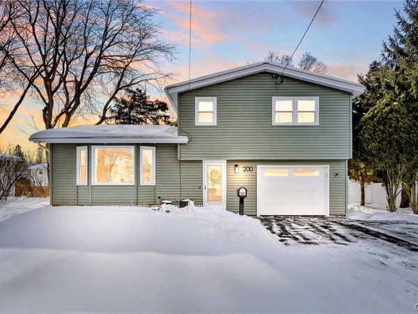 200 E Arbordale Road, Syracuse, NY 13219