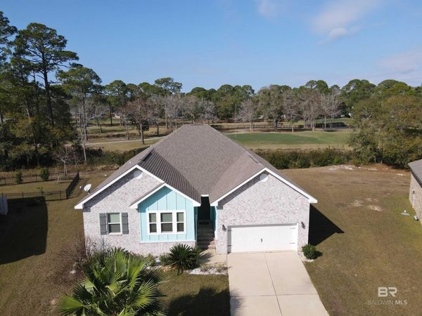 2225 Hogan Drive, Gulf Shores, AL 36542