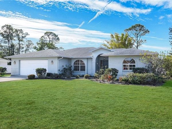 6740 Blake Pledger CT, NORTH FORT MYERS, FL 33917