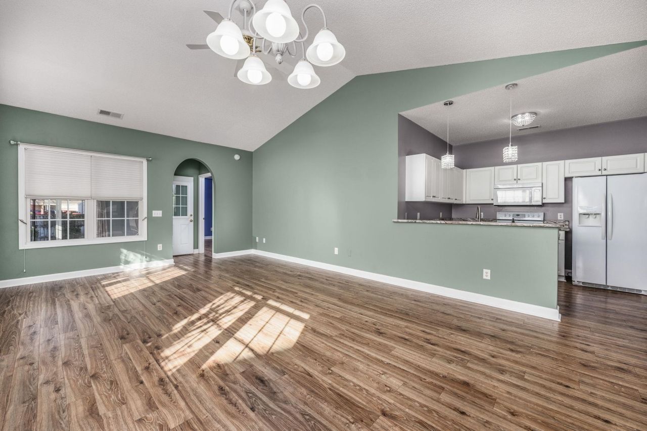 4640 Lightkeepers Way Photo 10