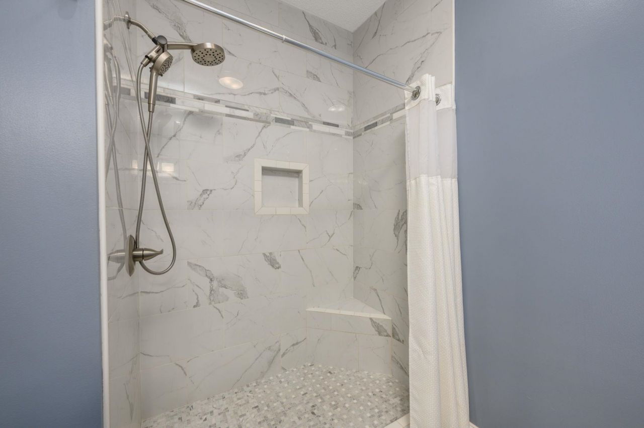 4640 Lightkeepers Way Photo 16