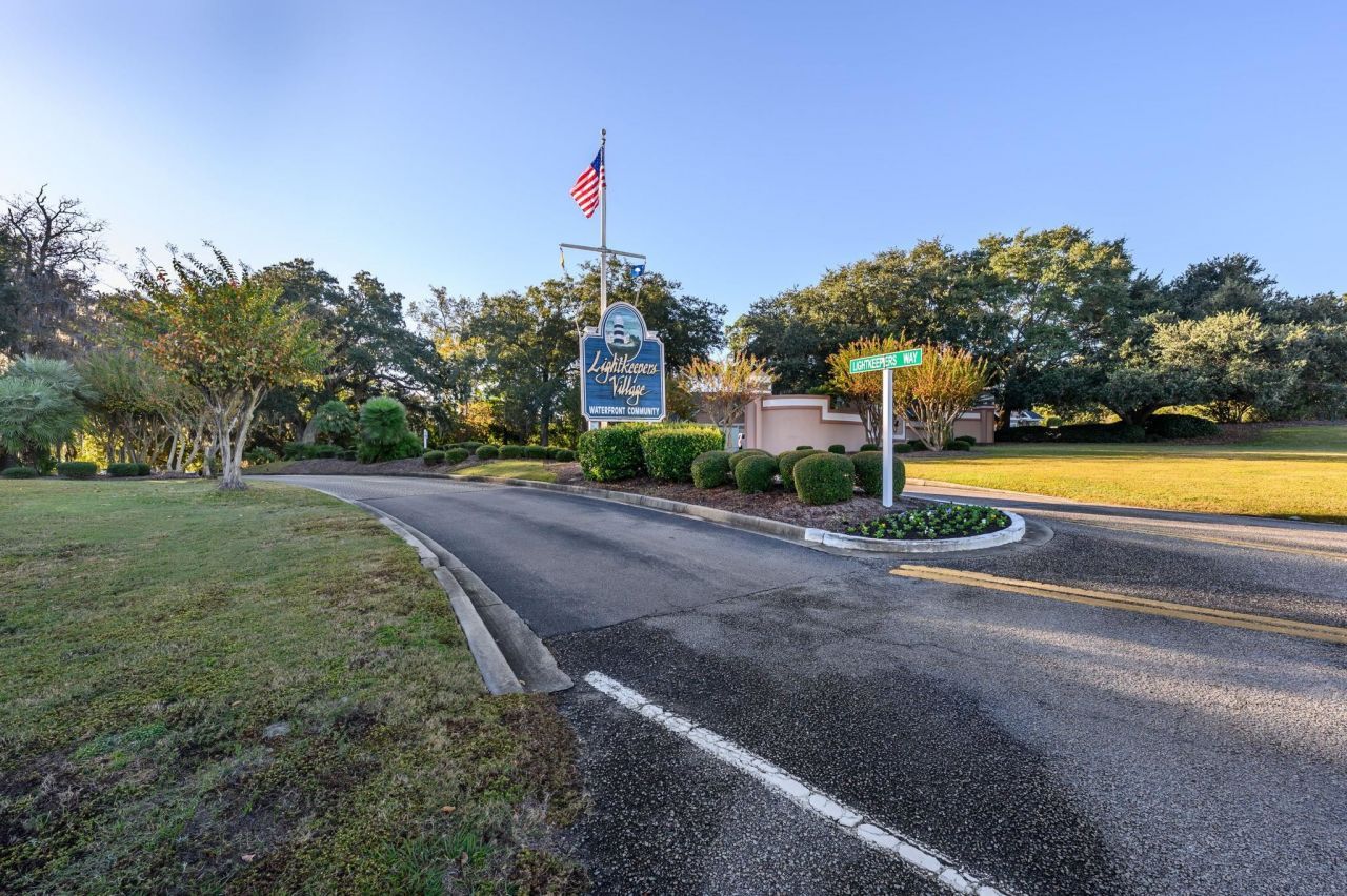 4640 Lightkeepers Way Photo 39