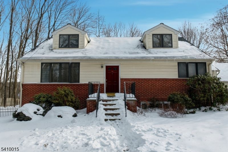 46 W Hanover Ave, Randolph, NJ 07869 Main Photo