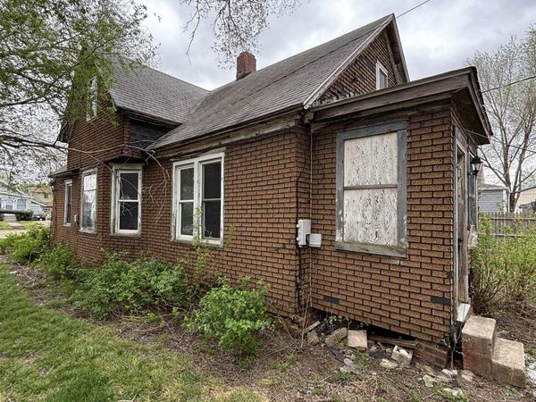 205 2ND Street, South Pekin, IL 61564