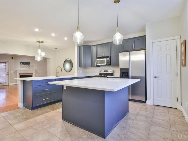 915 Sharkey Lane, Cincinnati, OH 45206 Photo 13