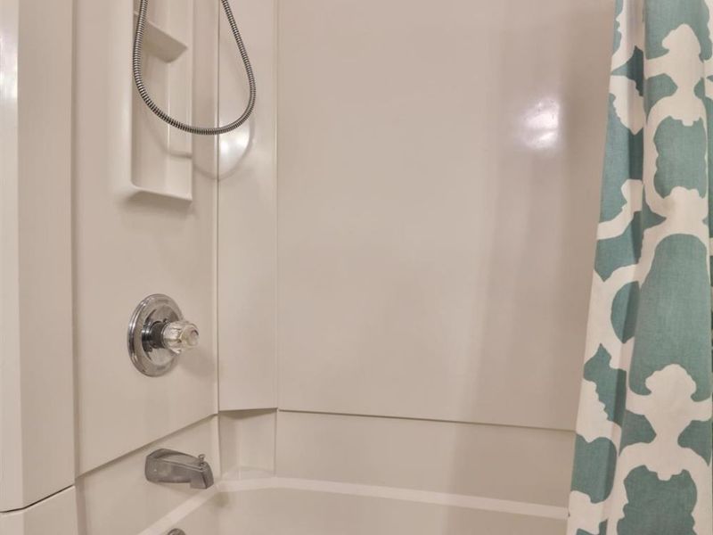 915 Sharkey Lane, Cincinnati, OH 45206 Photo 31