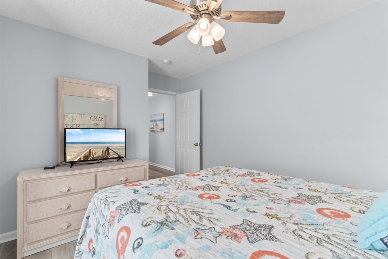 415 Ocean Blvd. S Photo 24