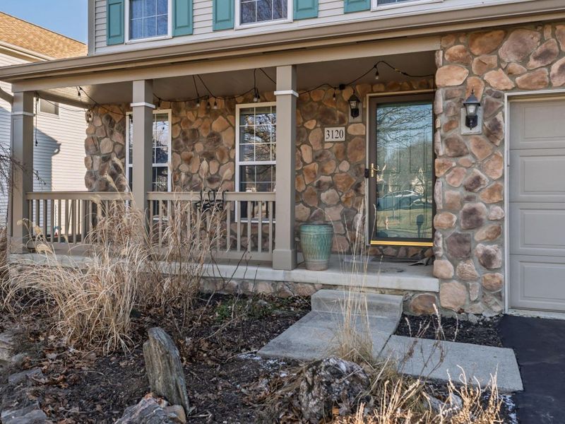 3120 Capstone Way, Columbus, OH 43221 Photo 4