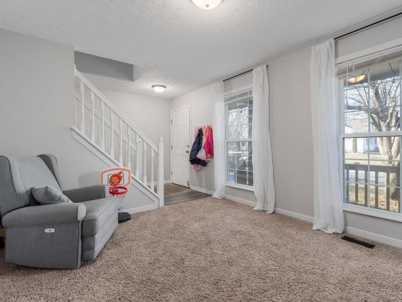 3120 Capstone Way, Columbus, OH 43221 Photo 7