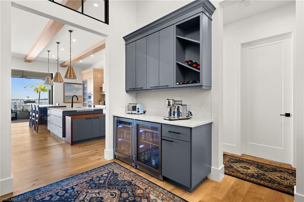 5661 Riverside Dr, Cape Coral, FL 33904 Photo