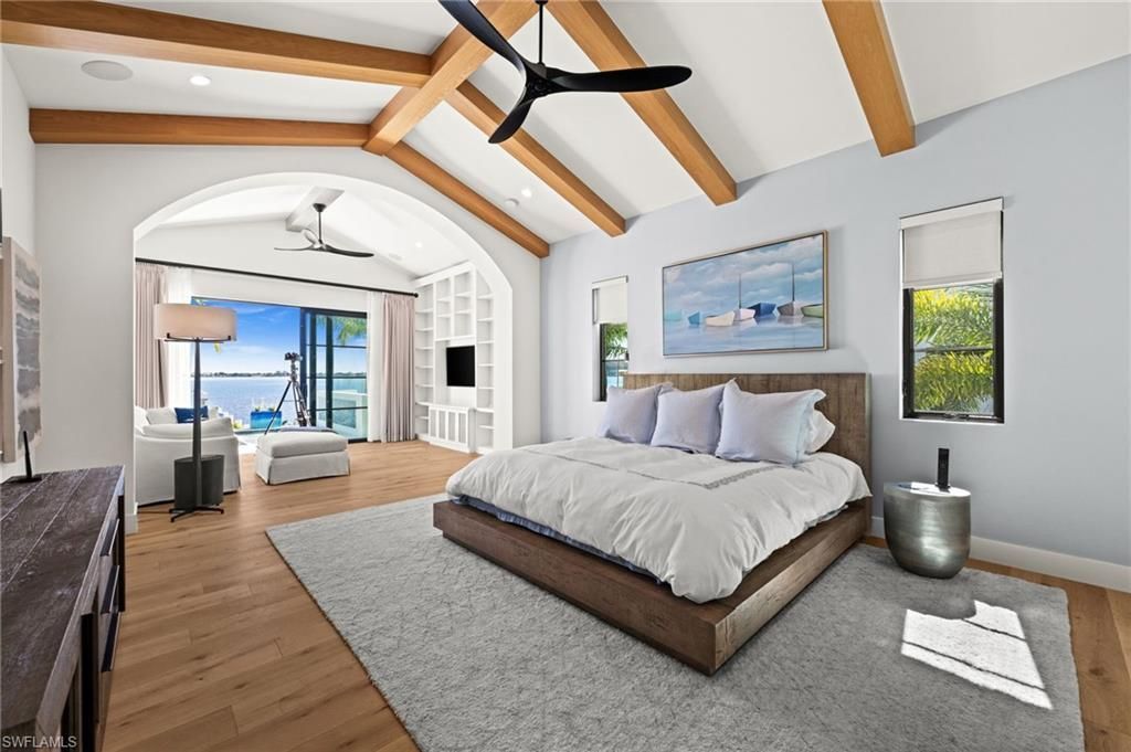 5661 Riverside Dr, Cape Coral, FL 33904 Photo