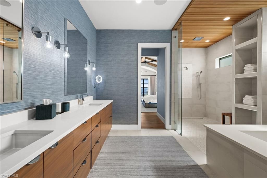 5661 Riverside Dr, Cape Coral, FL 33904 Photo