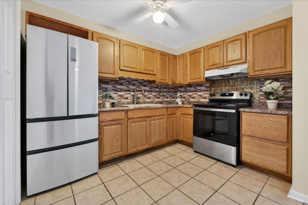 3 Teaneck Road Photo 8