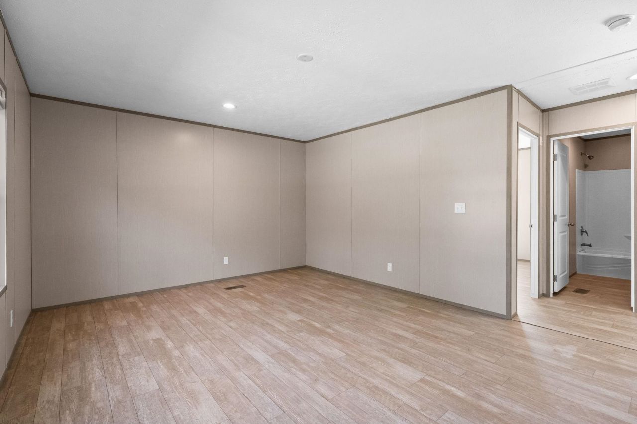 7136 Highway 366 Photo 17