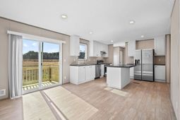 7136 Highway 366 photo 4