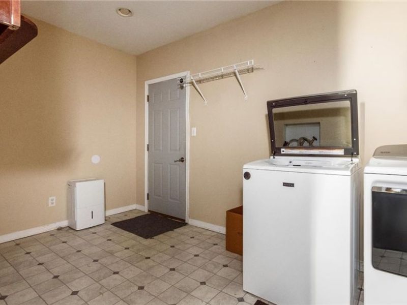 17981 Township Road 347, Coshocton, OH 43812 Photo 26