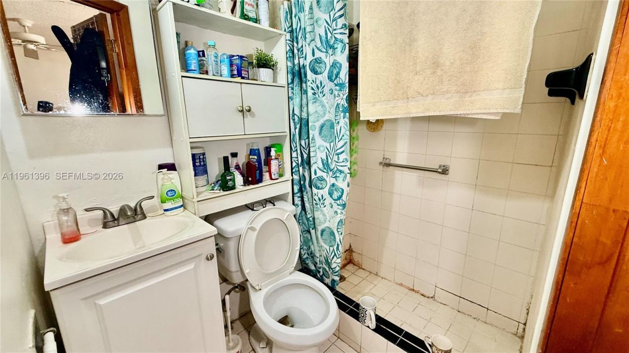 46 NW 24th Ct, Miami, FL 33125 Photo