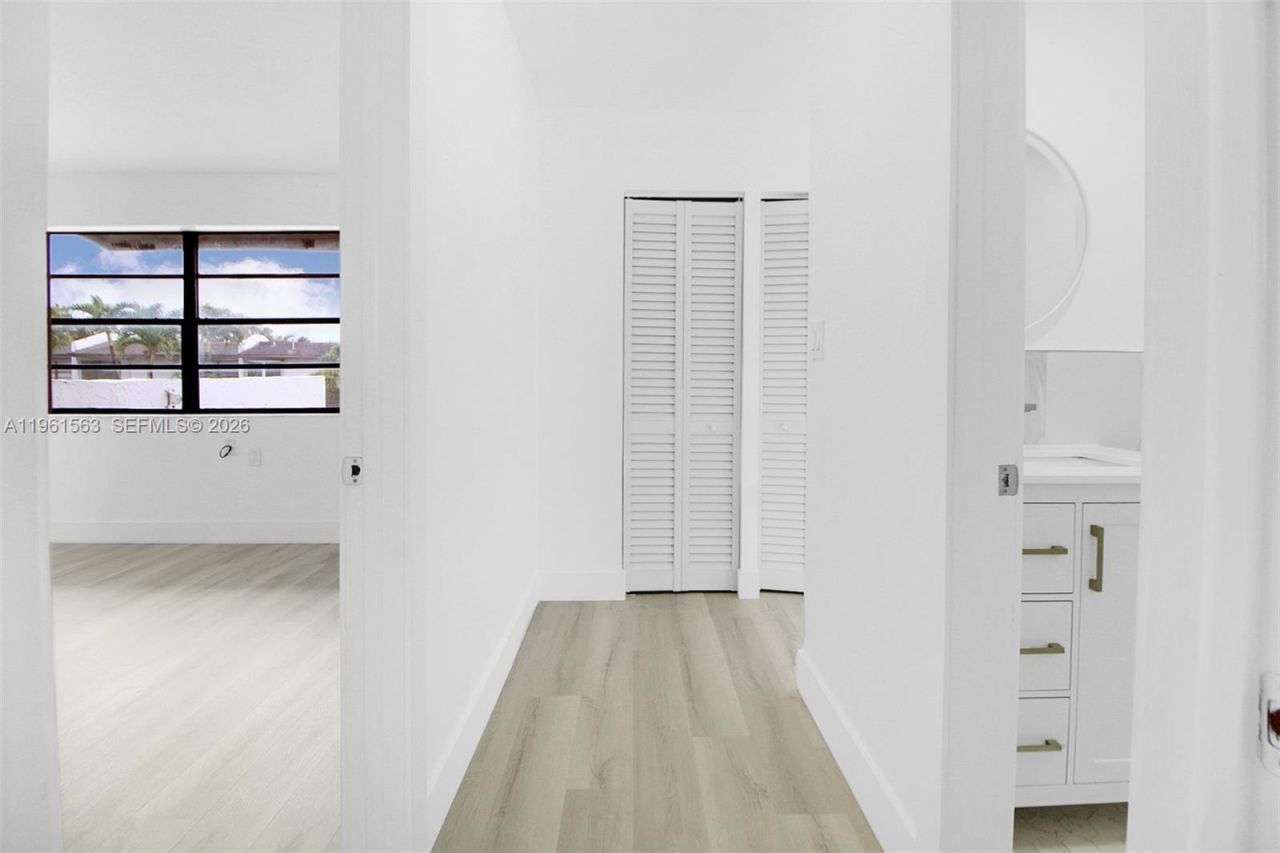 10921 SW 70th Ter, Unit 10921, Miami, FL 33173 Photo