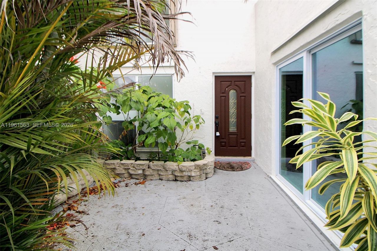 10921 SW 70th Ter, Unit 10921, Miami, FL 33173 Photo