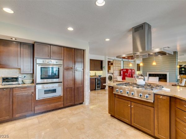 341 Simon Bolivar Drive, Henderson, NV 89014