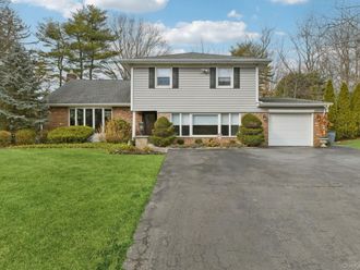 14 Fairway Drive Great Neck, NY 11020