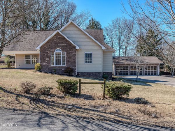 905 Chaparal Drive, Seymour, TN 37865