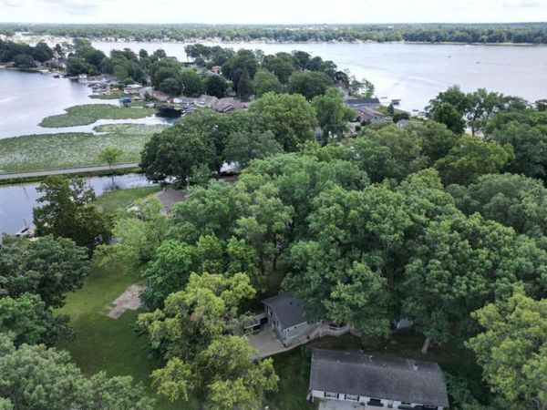 54 Dogwood Drive, La Porte, IN 46350