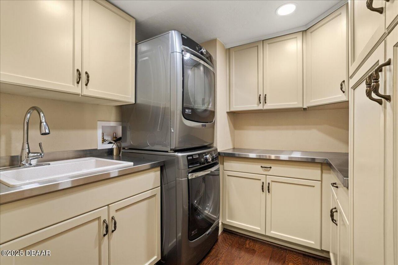 761 Marina Point Drive, Unit 7610, Daytona Beach, FL 32114 Photo