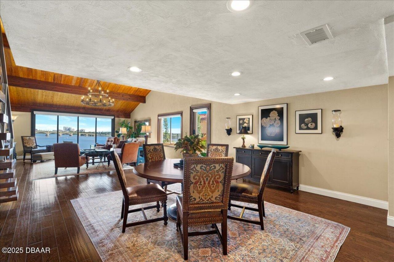 761 Marina Point Drive, Unit 7610, Daytona Beach, FL 32114 Photo