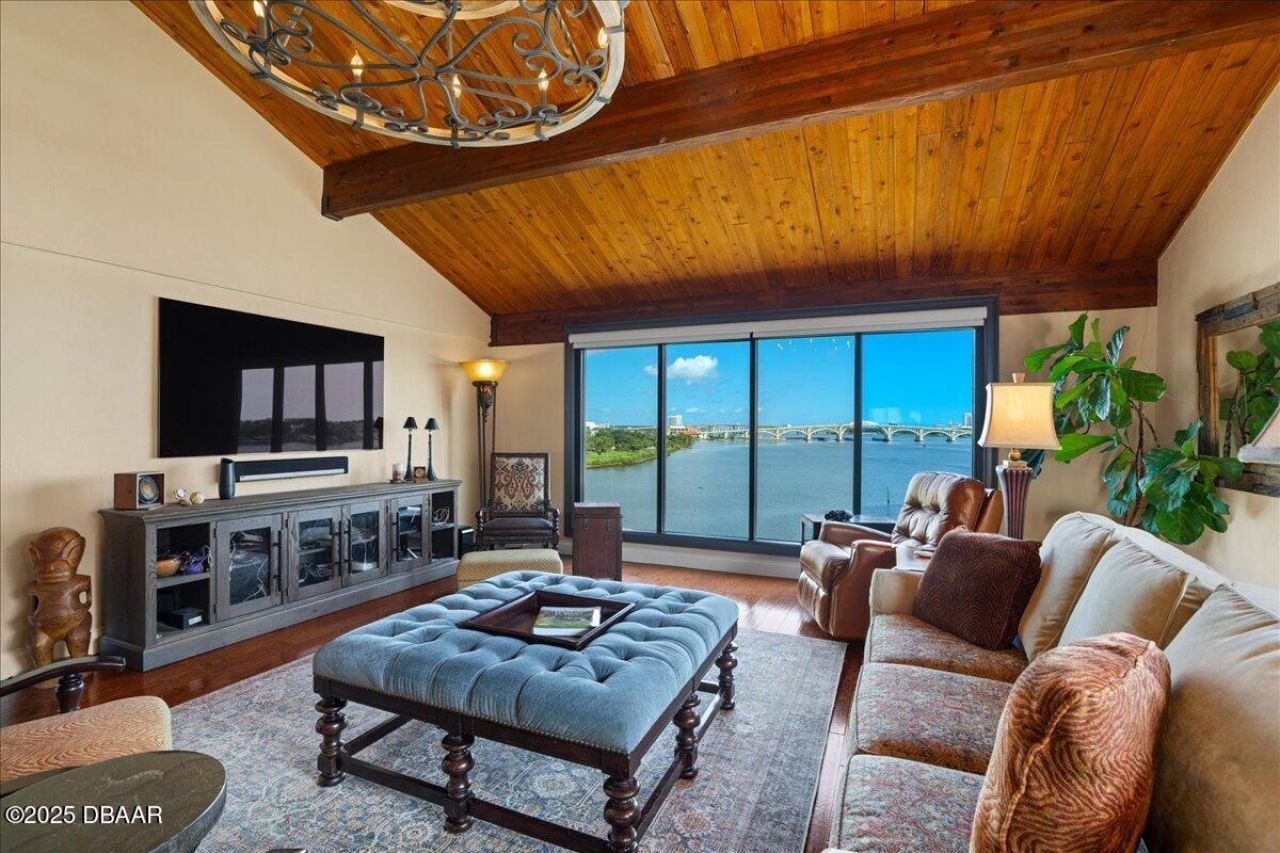 761 Marina Point Drive, Unit 7610, Daytona Beach, FL 32114 Photo