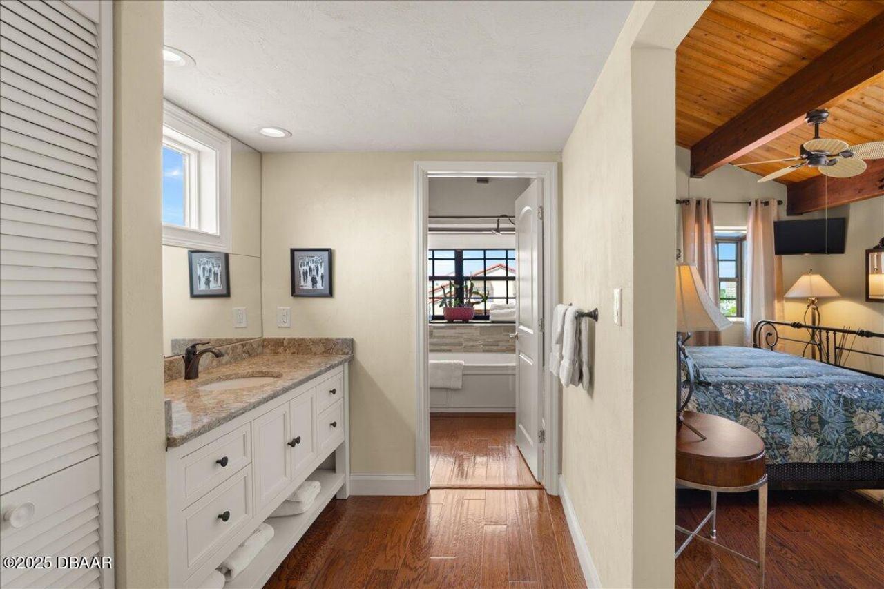 761 Marina Point Drive, Unit 7610, Daytona Beach, FL 32114 Photo